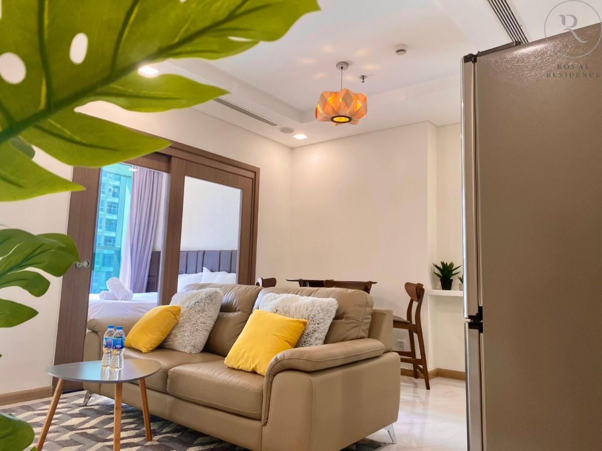 Landmark 81 - Royal Apartment *