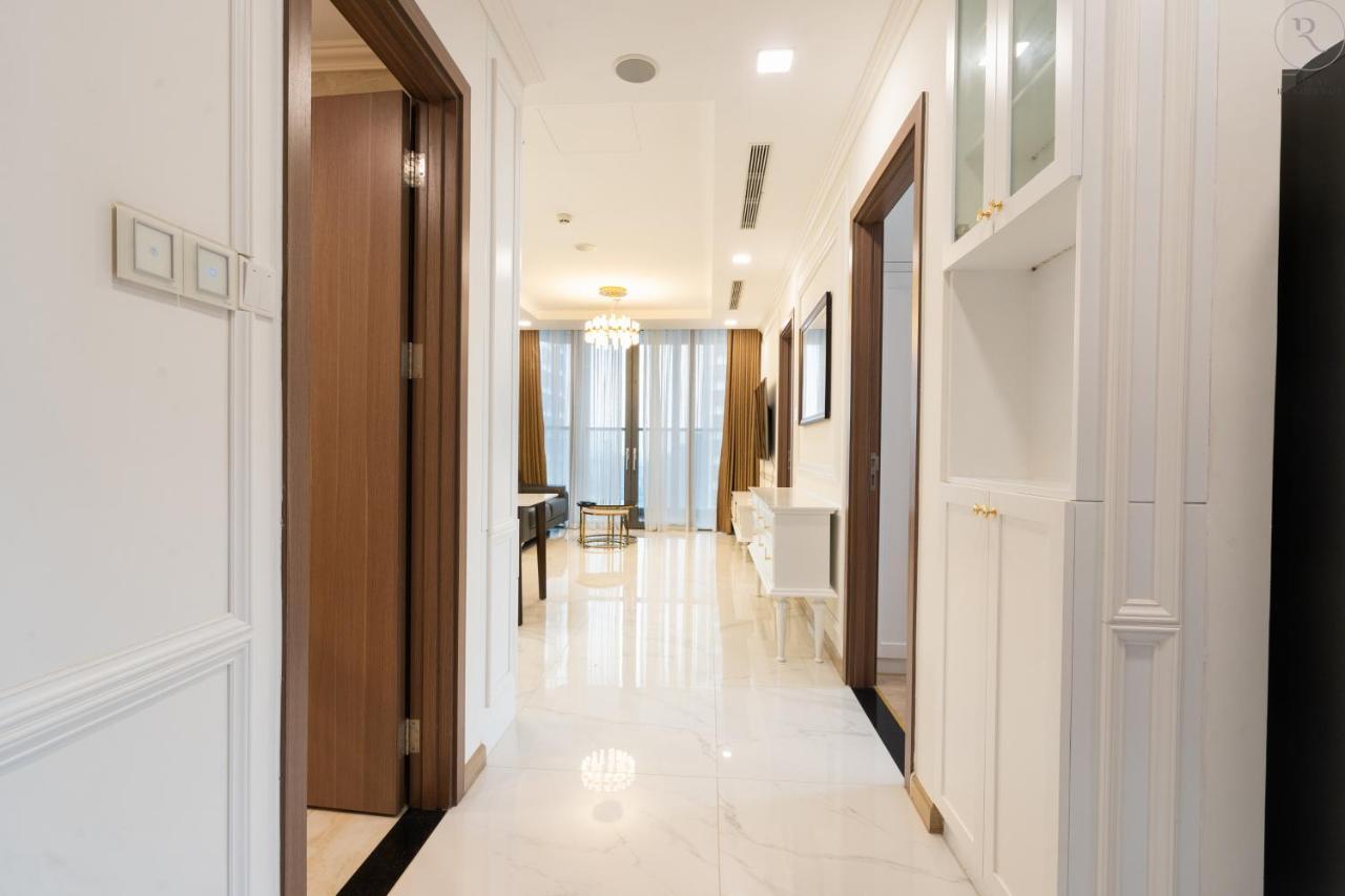 Apartment Landmark 81 - Royal *