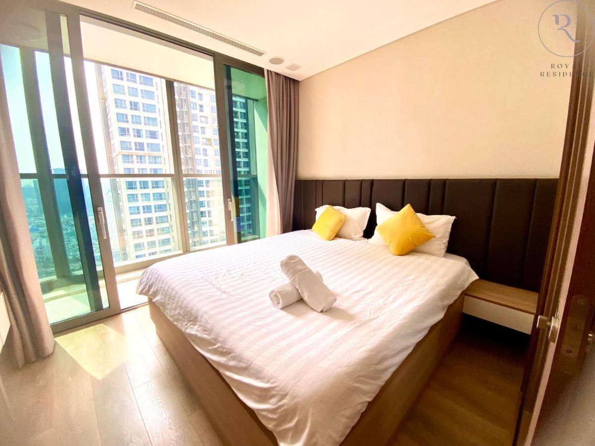 Landmark 81 - Royal Apartment