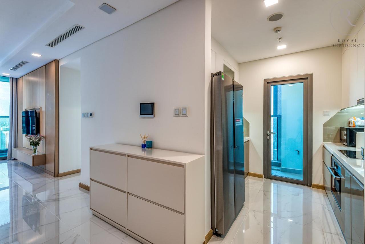 Landmark 81 - Royal Apartment *